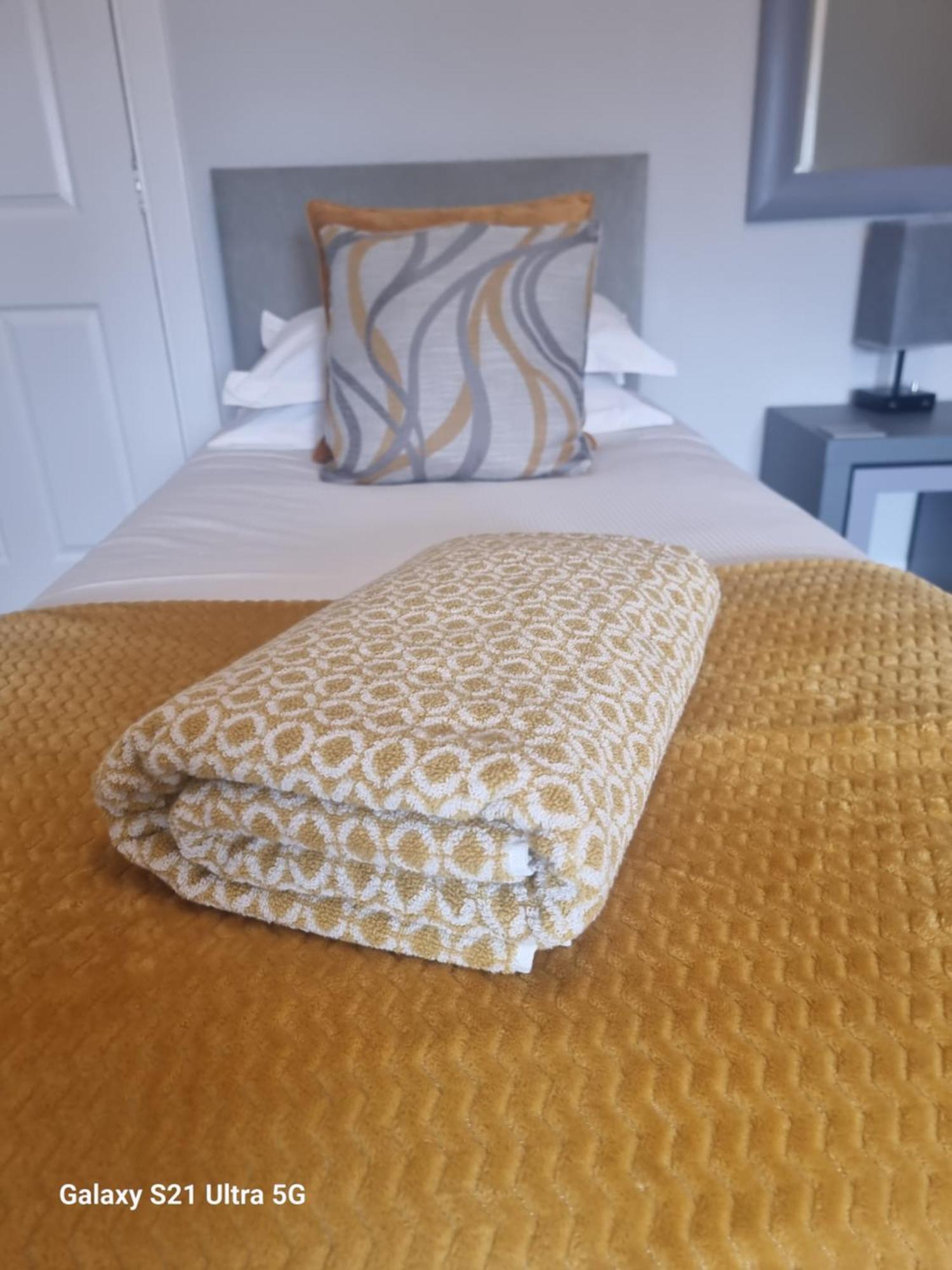 St Leonards Guest House Ларгс Екстериор снимка